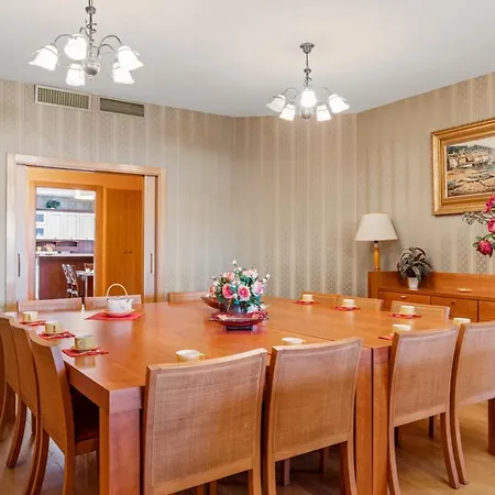 Deseo - Plusholidays Κάλπε