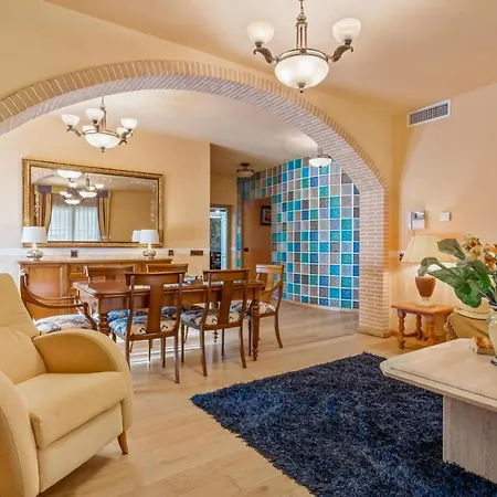 Deseo - Plusholidays